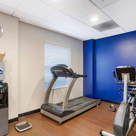 Comfort Suites Near Birkdale Village- Хантерсвилл Экстерьер фото