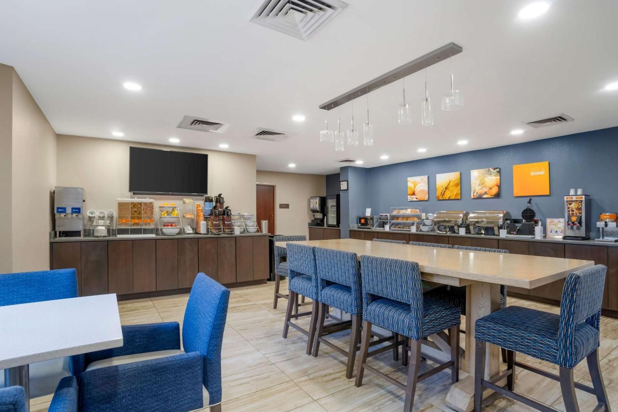 Comfort Suites Near Birkdale Village- Хантерсвилл Экстерьер фото