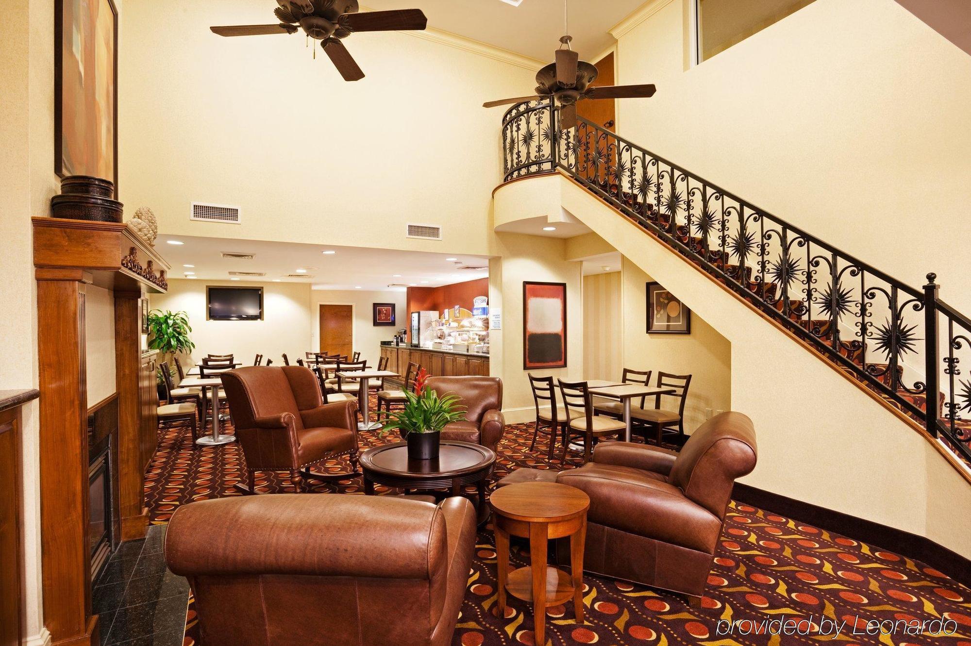 Comfort Suites Near Birkdale Village- Хантерсвилл Интерьер фото