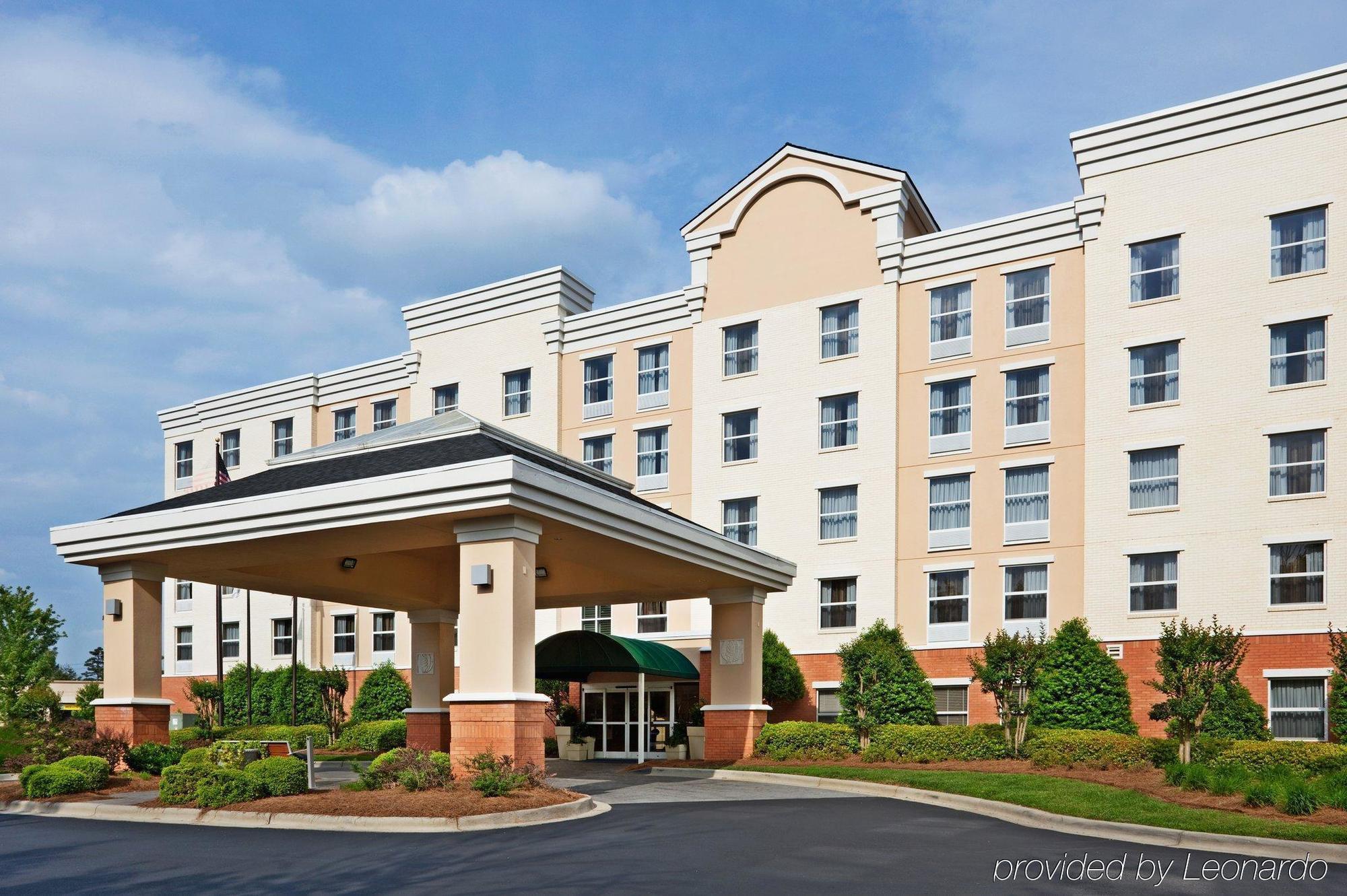 Comfort Suites Near Birkdale Village - Хантерсвилл Экстерьер фото